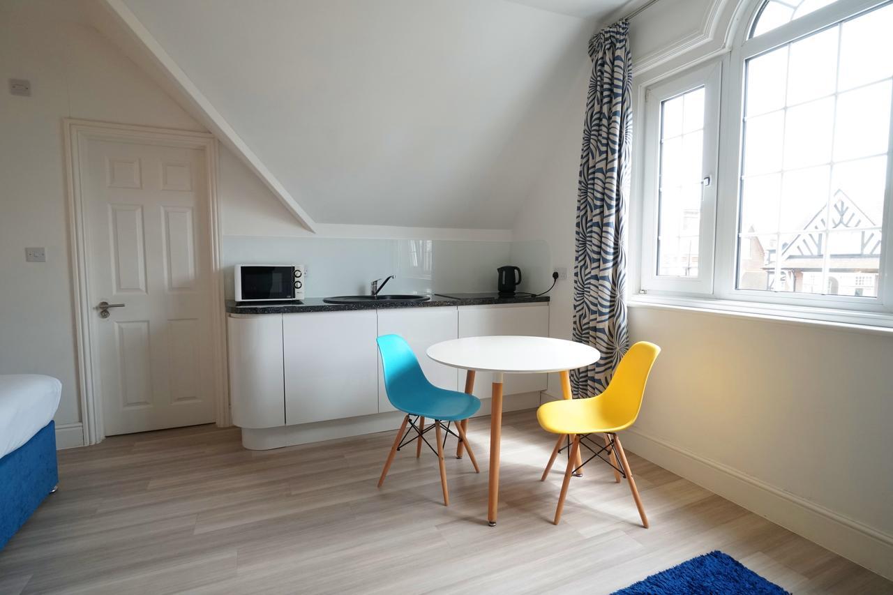 One Helena Road Serviced Apartments Southsea Extérieur photo